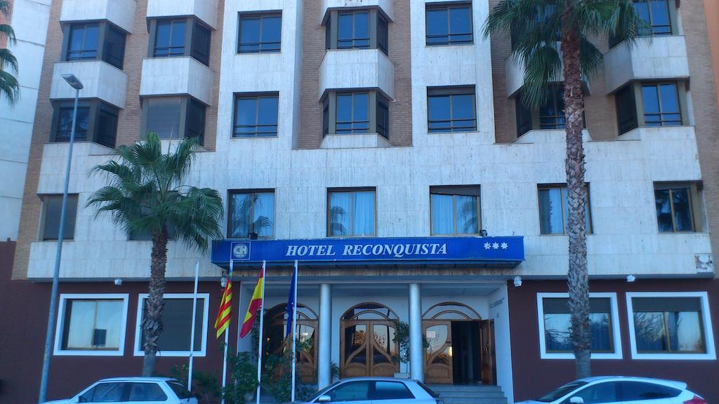 Hotel Reconquista Alzira Exterior foto
